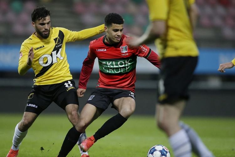 但更衣室的 但更衣室的